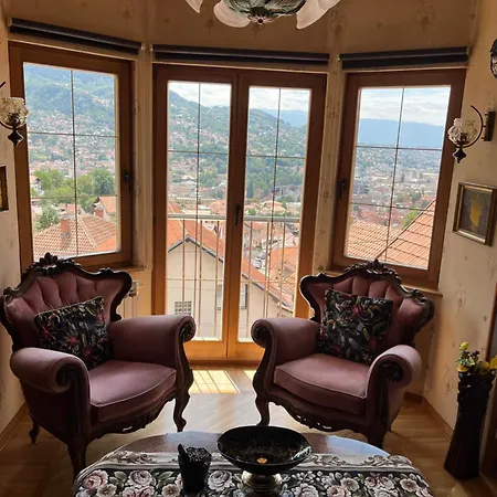 Vintage Penthouse Homestay