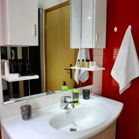 Vintage Penthouse Homestay *