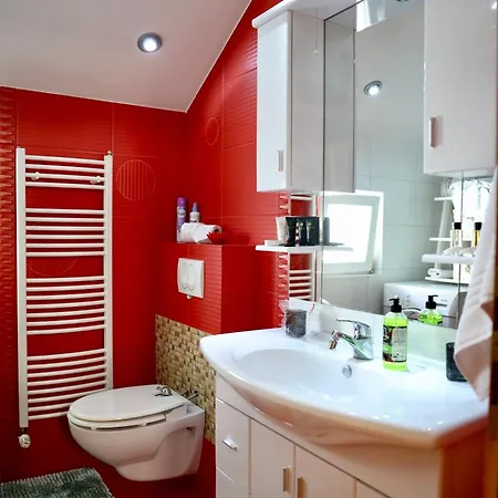 Vintage Penthouse Homestay *